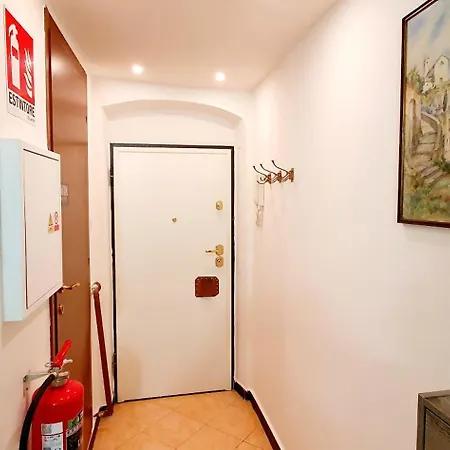 Casa Scirocco - Vicinissima A Stazione Principe, Museo Del Mare E Acquario Apartamento *