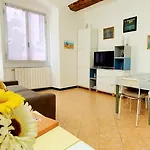 Casa Scirocco - Vicinissima A Stazione Principe, Museo Del Mare E Acquario *