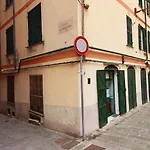 Apartment Casa Scirocco - Vicinissima A Stazione Principe, Museo Del Mare E Acquario